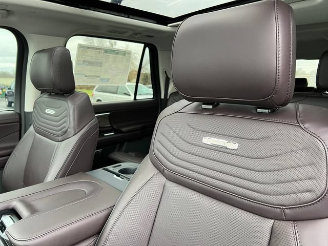 New 2025 Ford Expedition Max Platinum w/ Platinum Ultimate Package AWD/4WD image 14