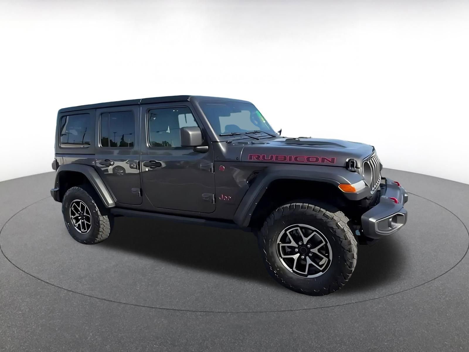 Used 2025 Jeep Wrangler Unlimited Rubicon image 2