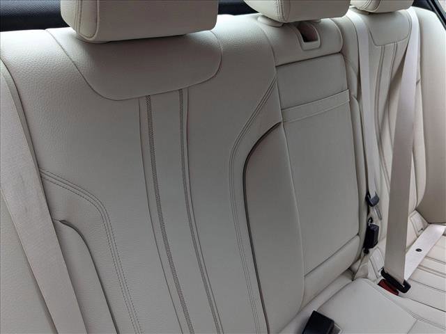 Used 2019 BMW 530i w/ Convenience Package RWD image 11