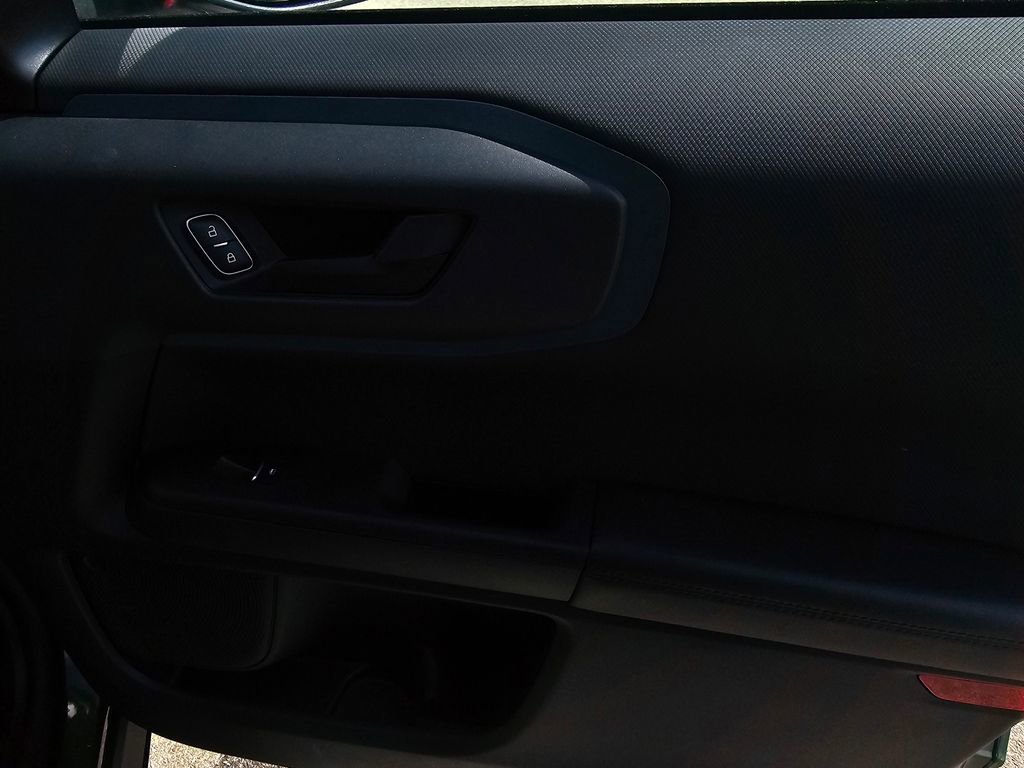 Used 2024 Ford Bronco Sport Badlands image 9