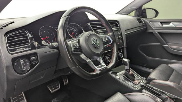 Used 2021 Volkswagen GTI SE image 24