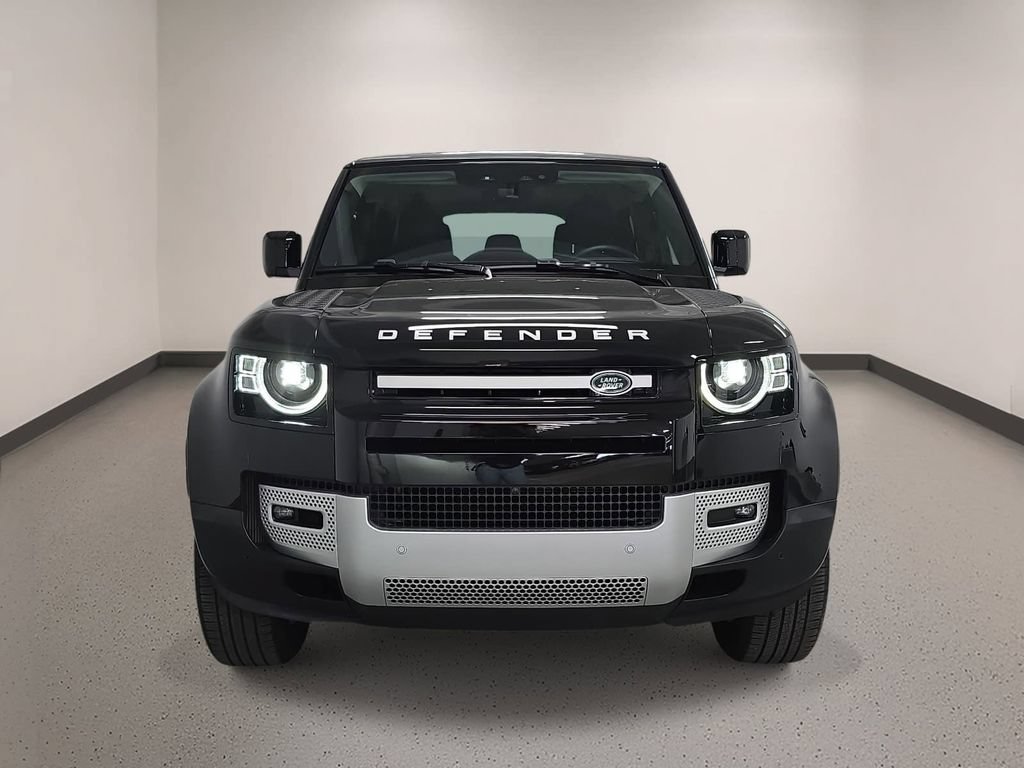 Used 2024 Land Rover Defender 110 S AWD/4WD image 9