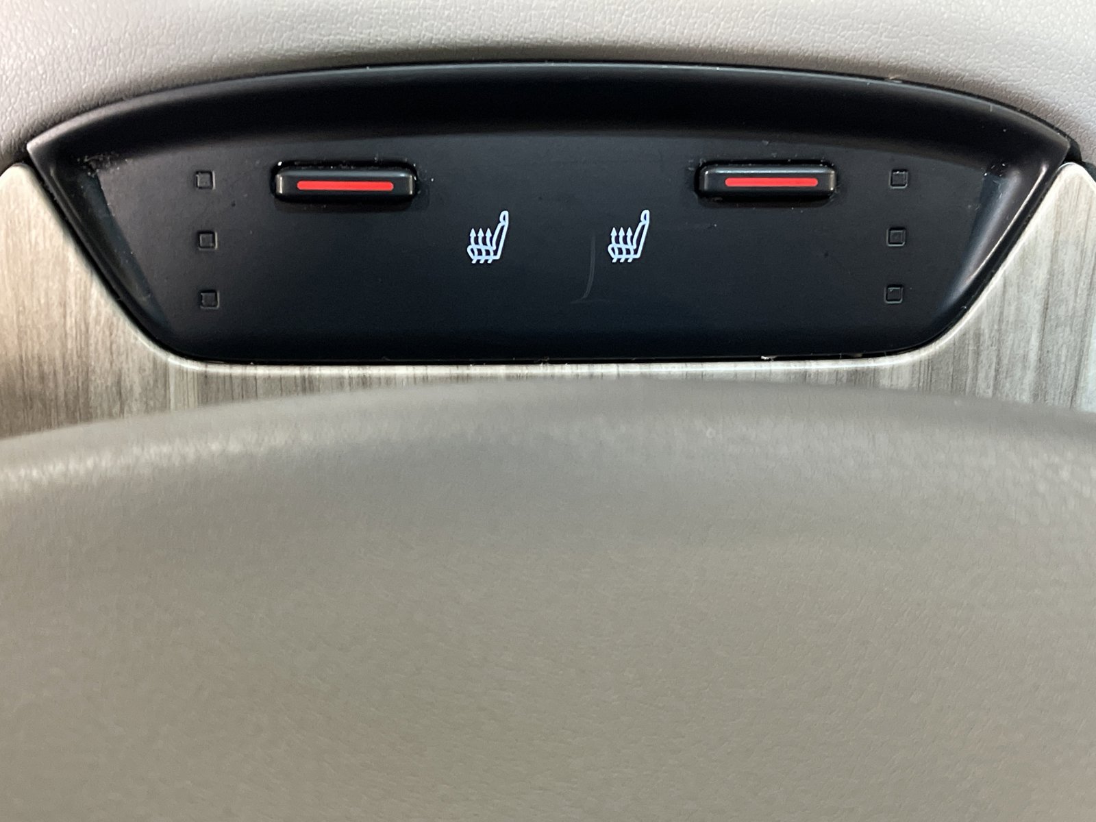 Used 2022 Toyota Venza XLE AWD/4WD image 25