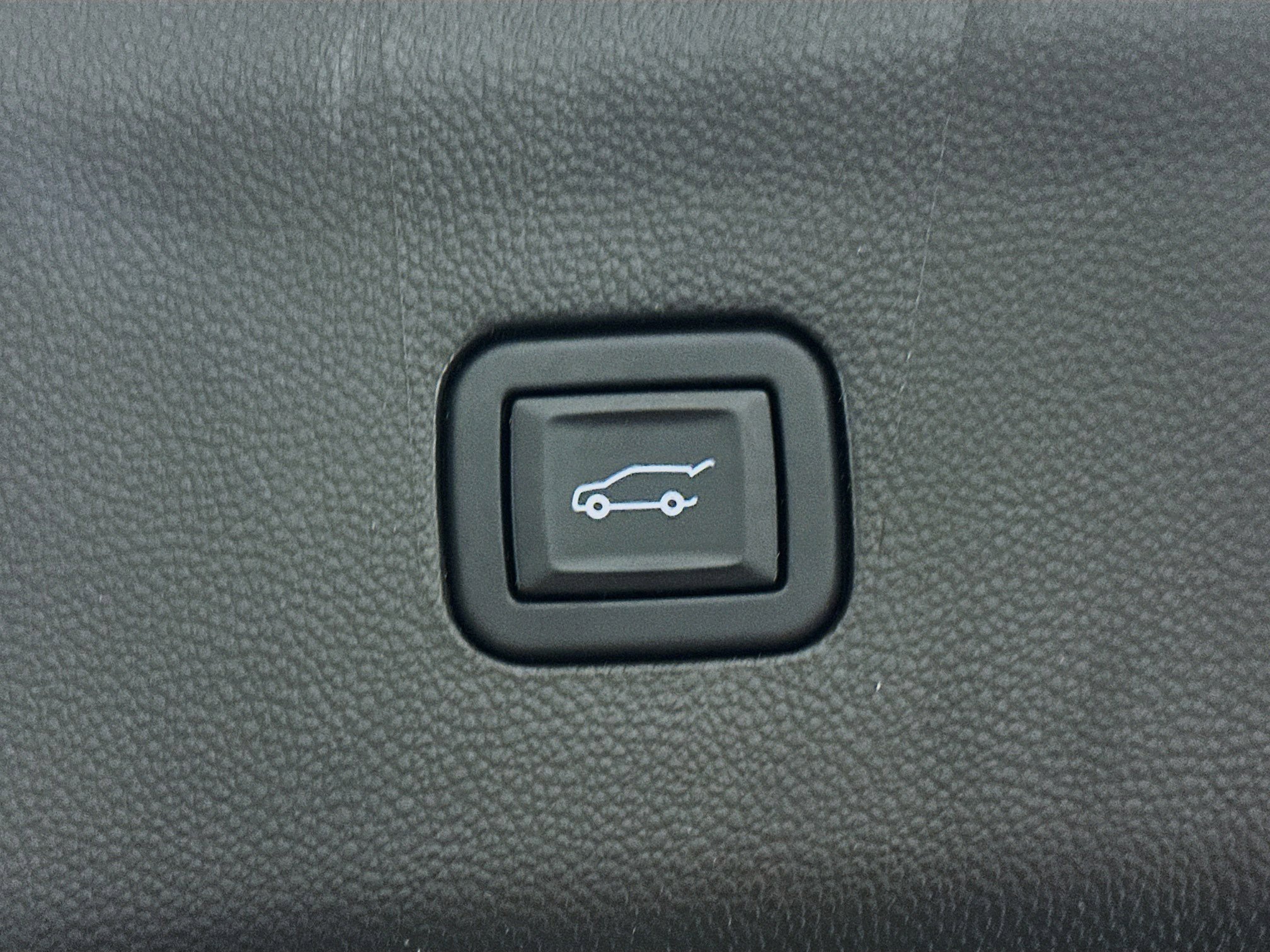 Used 2018 Buick Enclave Premium image 31