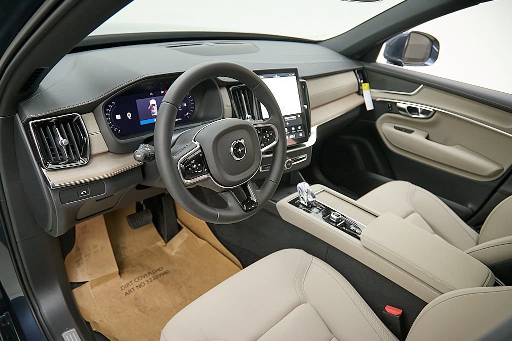 New 2026 Volvo XC90 B6 Plus w/ Protection Package AWD/4WD image 11