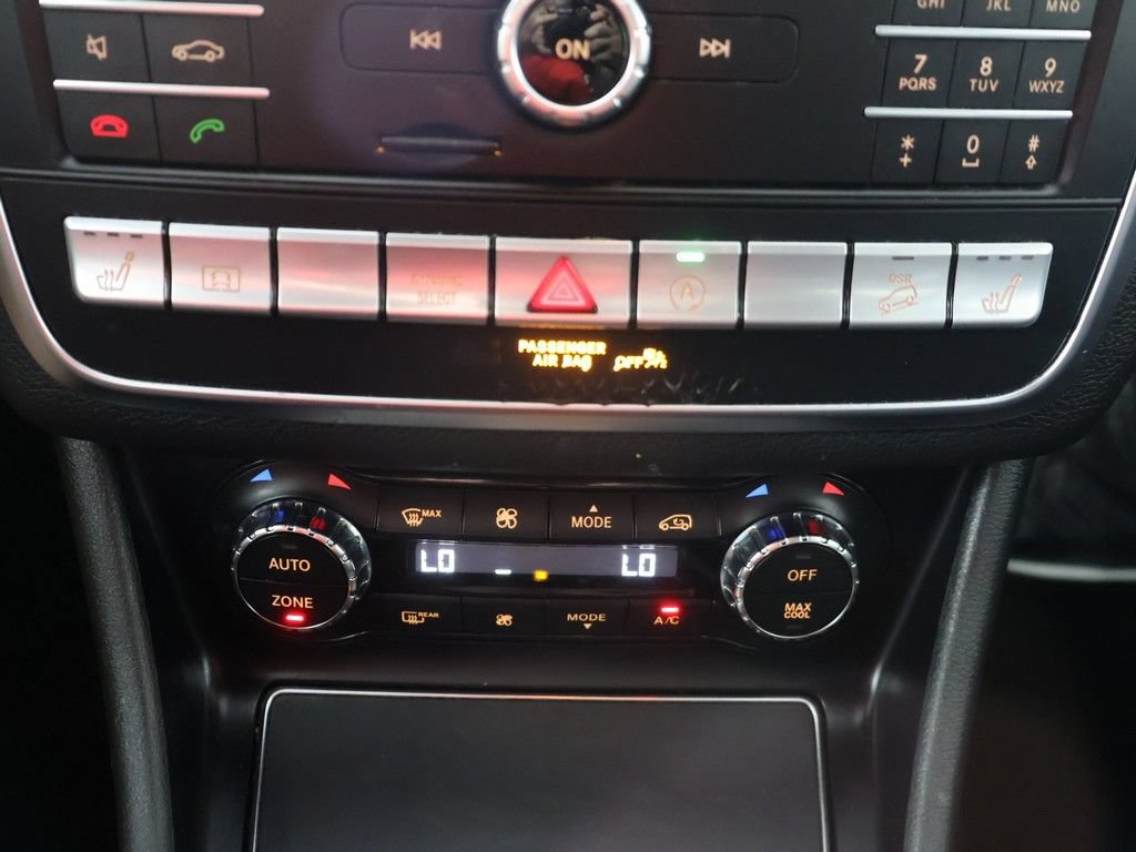 Used 2019 Mercedes-Benz GLA 250 4MATIC image 44