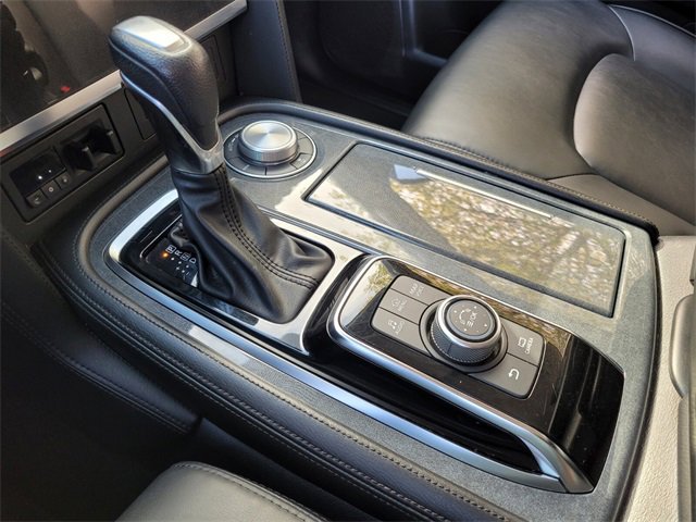 Used 2023 Nissan Armada SV image 27