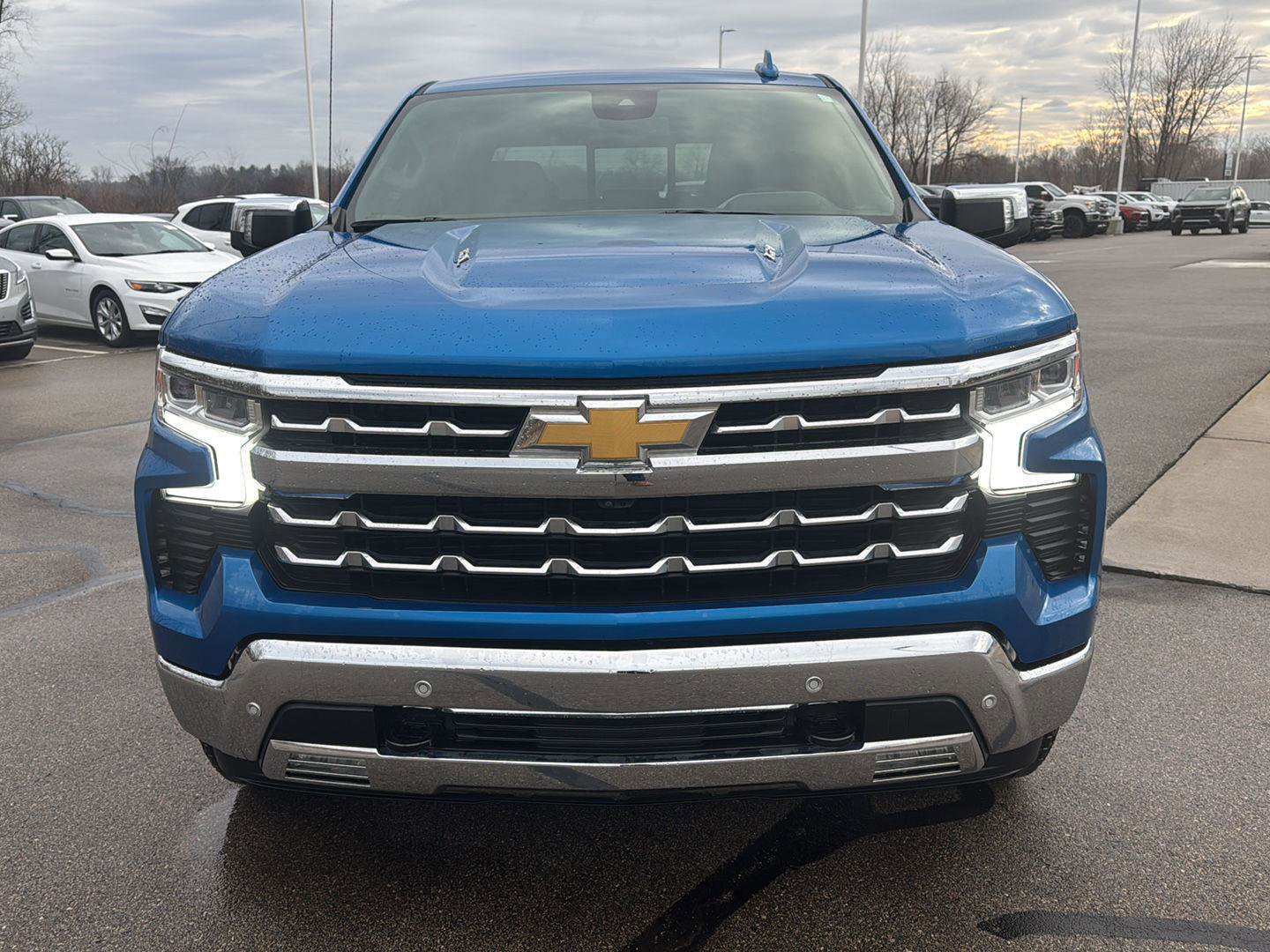 Used 2023 Chevrolet Silverado 1500 LTZ image 9