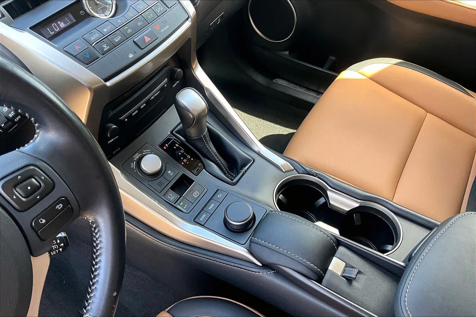 Used 2016 Lexus NX 200t FWD image 17