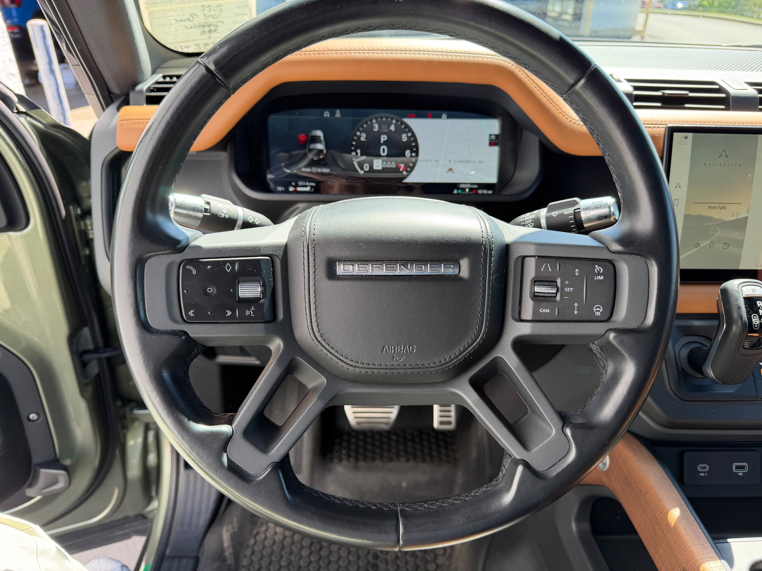Used 2022 Land Rover Defender 90 X AWD/4WD image 15