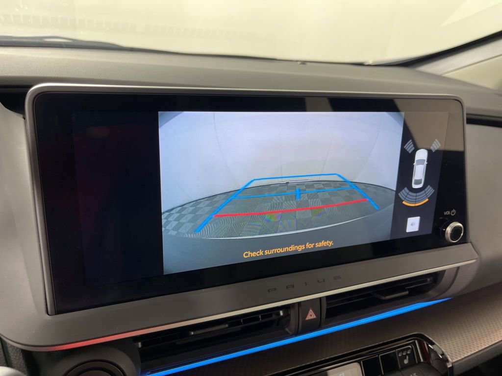 Used 2024 Toyota Prius XLE AWD/4WD image 29