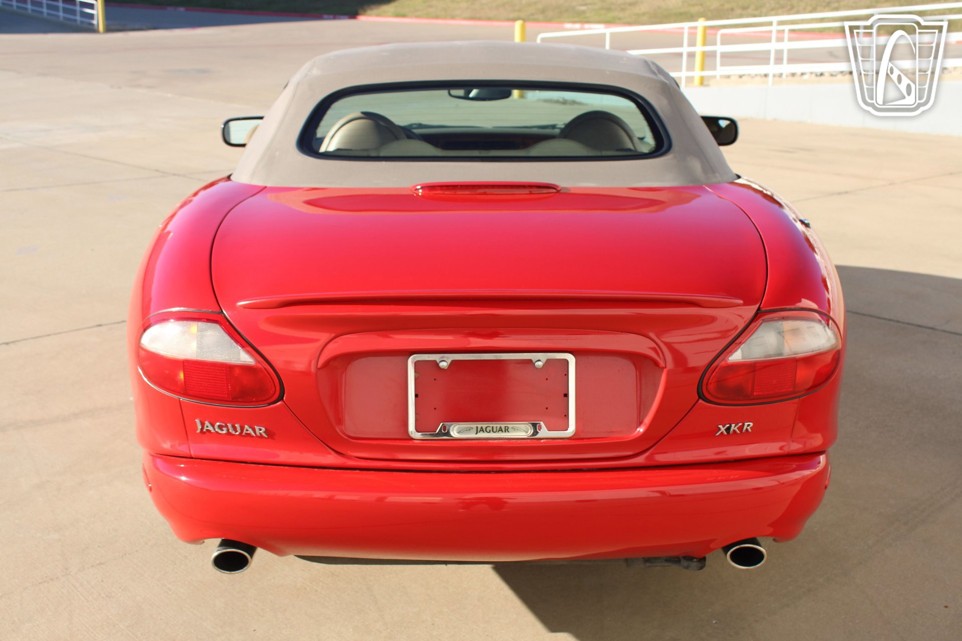 Used 2000 Jaguar XK8 Convertible image 12