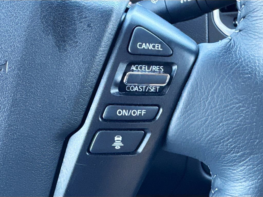 Used 2024 Nissan Frontier SL w/ Technology Package image 12