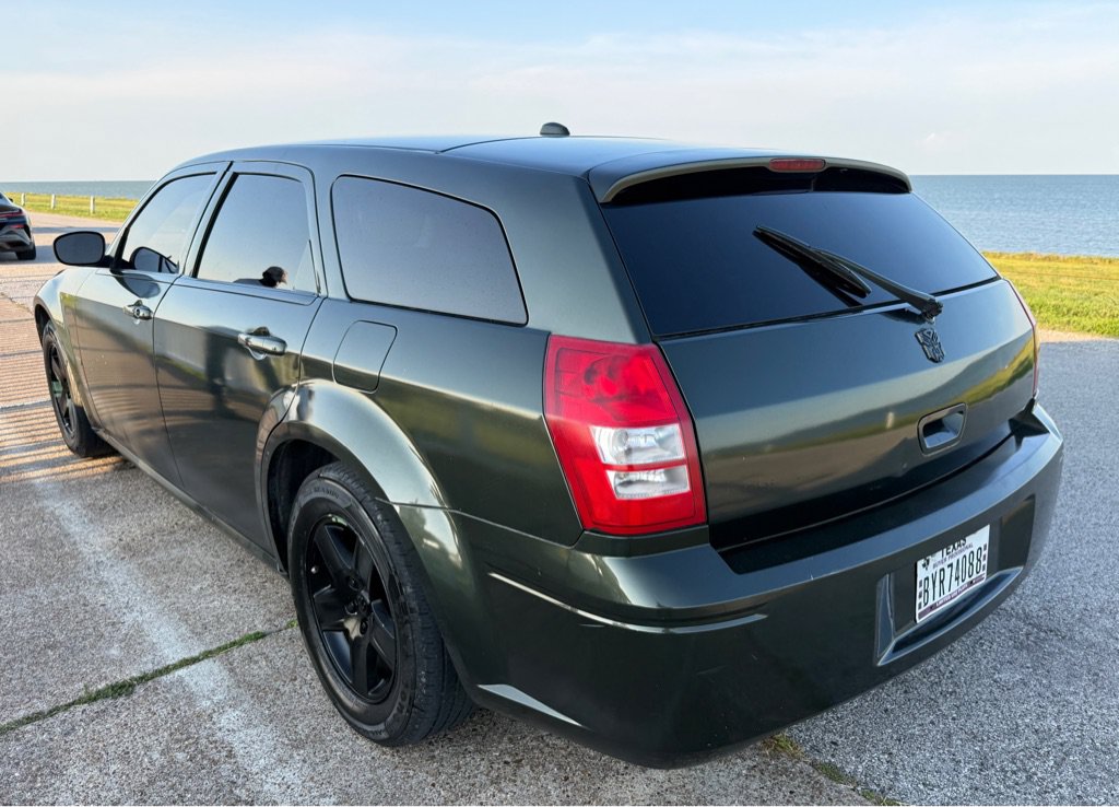 Used 2005 Dodge Magnum SE RWD image 7