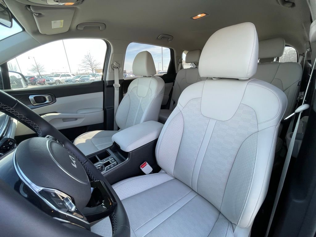 New 2025 Kia Sorento S image 22