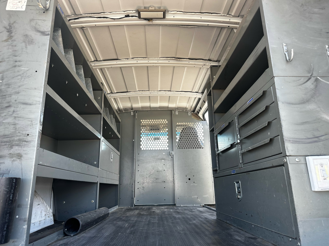 Used 2001 Chevrolet Express 1500 image 33