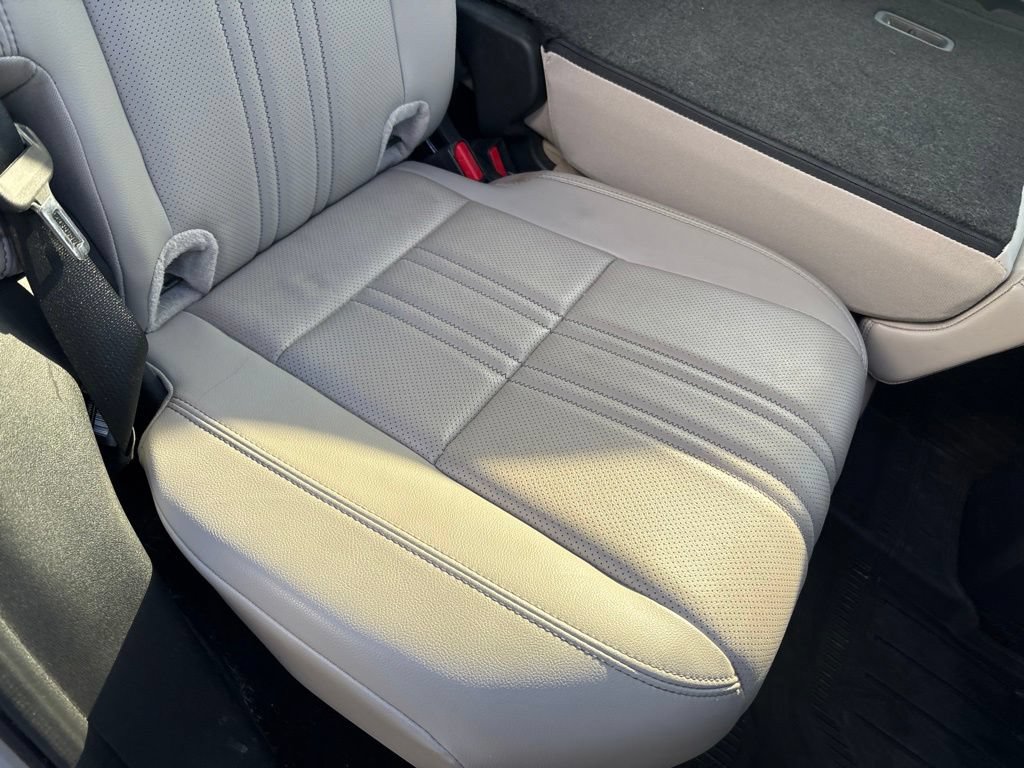 Used 2025 Honda HR-V EX-L image 31