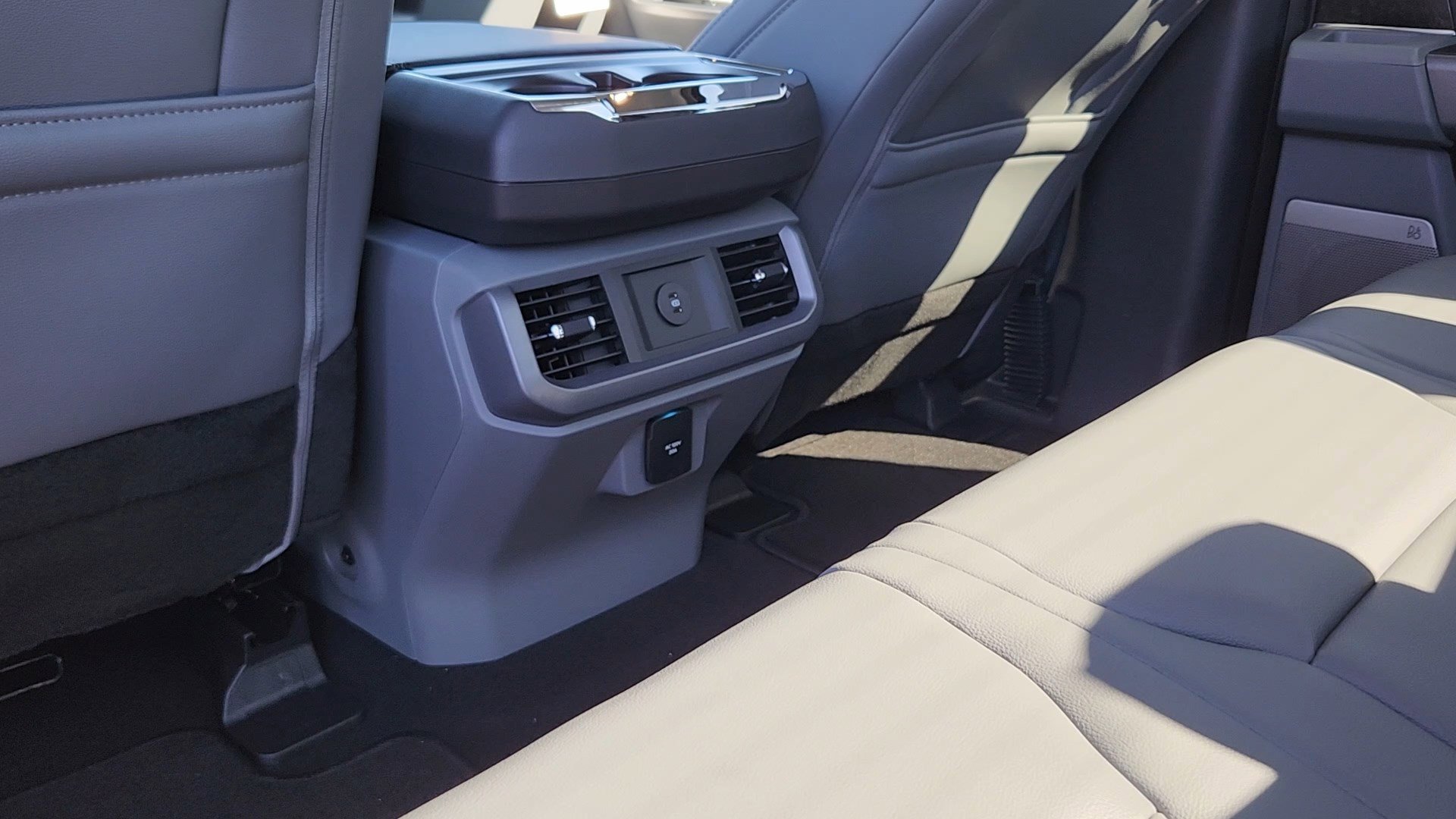 New 2025 Ford F150 Lightning Flash image 16