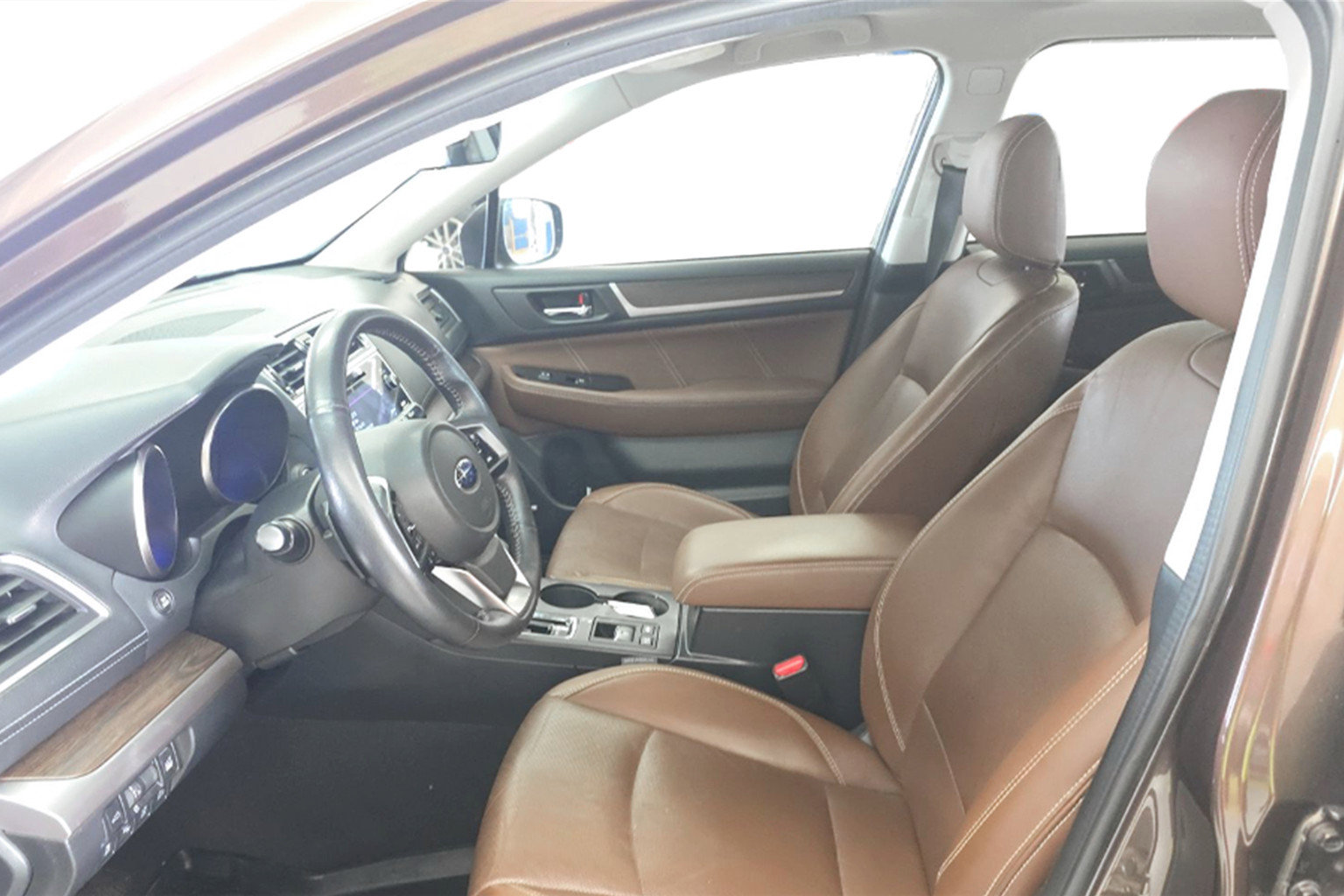 Used 2019 Subaru Outback 3.6R Touring w/ Popular Package #3A image 6