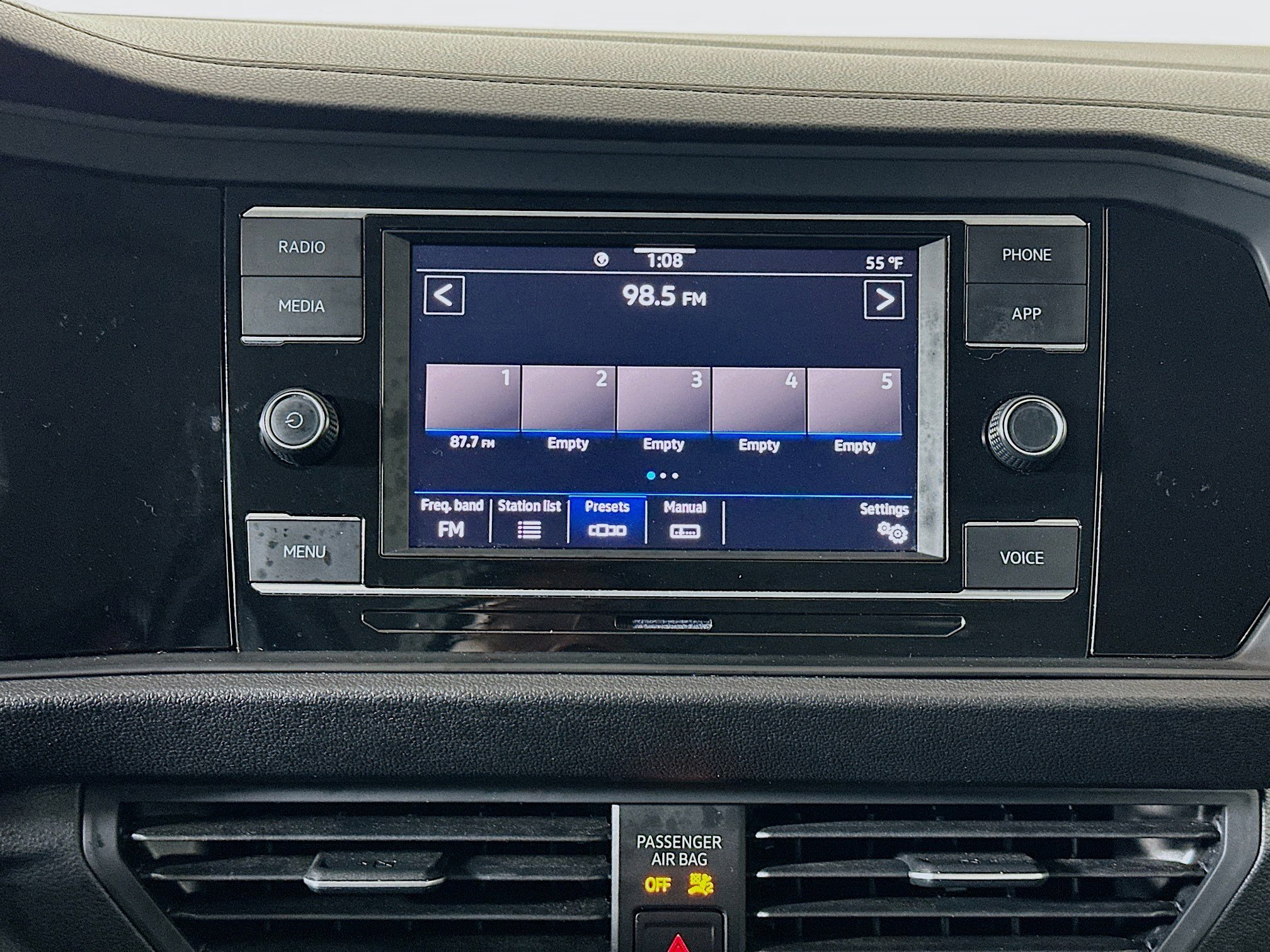 Used 2024 Volkswagen Jetta S image 21