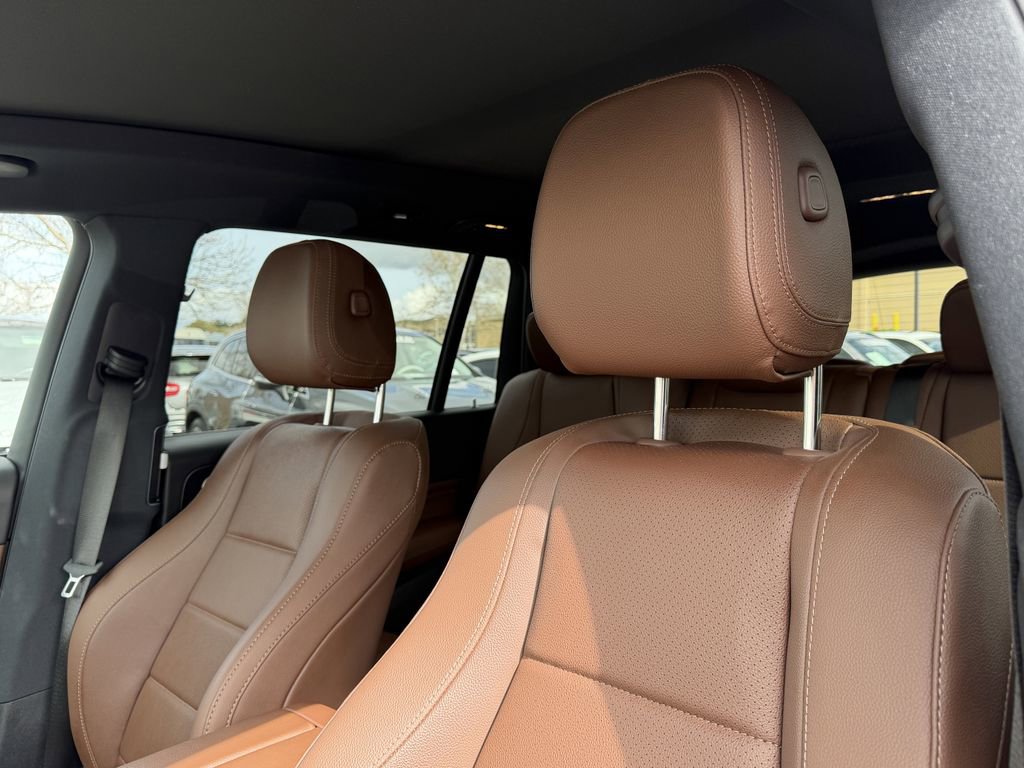 Used 2025 Mercedes-Benz GLS 450 4MATIC image 20