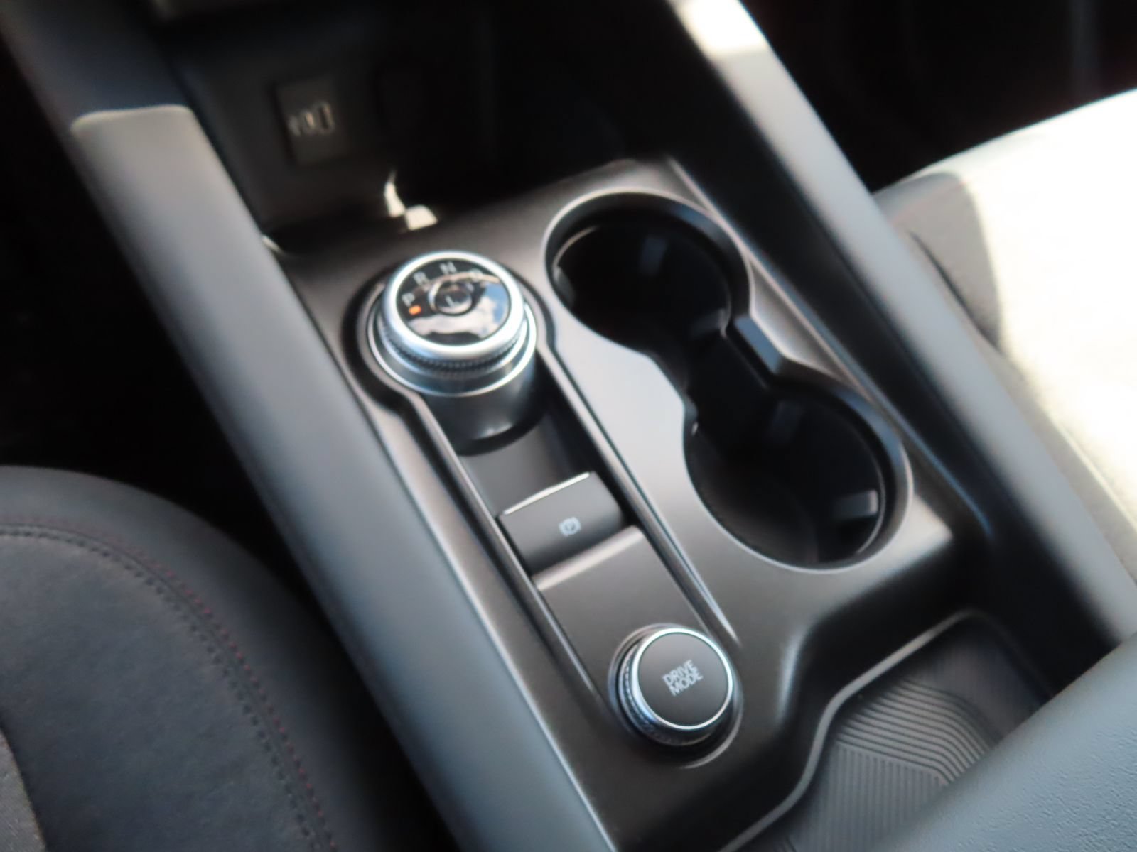 New 2026 Ford Explorer Active AWD/4WD image 13