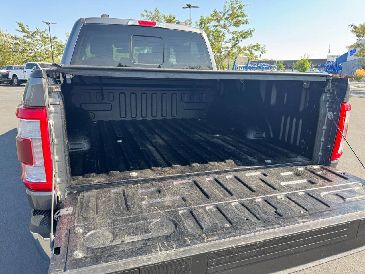 Used 2022 Ford F150 Lariat image 6