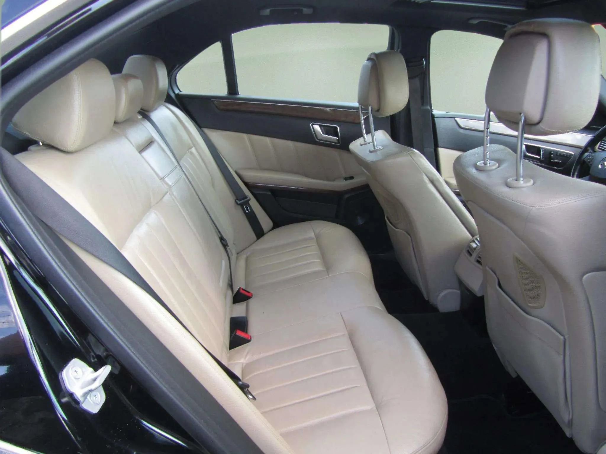 Used 2012 Mercedes-Benz E 350 BlueTEC Sedan image 35