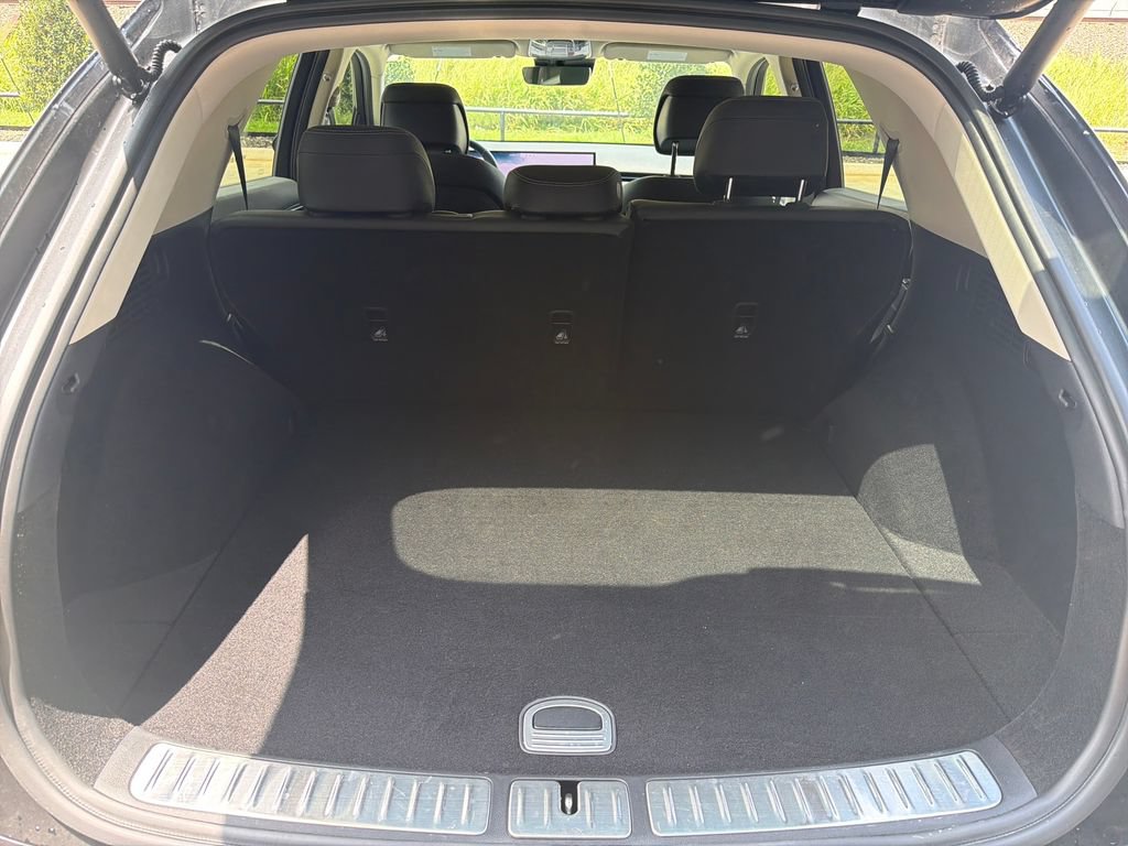 Certified 2026 Genesis GV70 2.5T AWD/4WD image 24