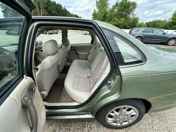 Used 2003 Saturn L-Series L200 w/ Convenience Pkg FWD image 23