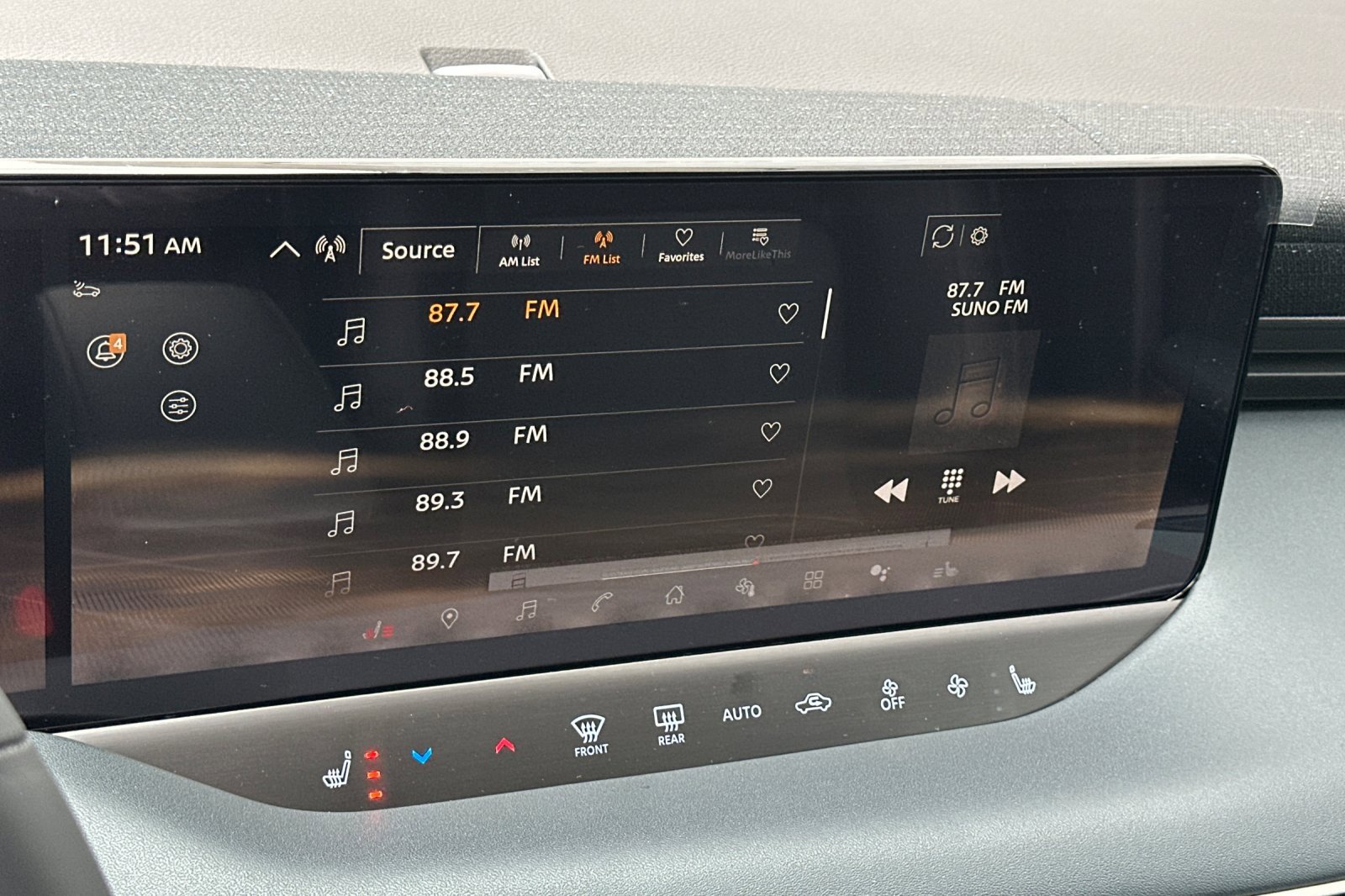 New 2026 Nissan Leaf SV+ w/ Floor Mat Package (SV+) image 15
