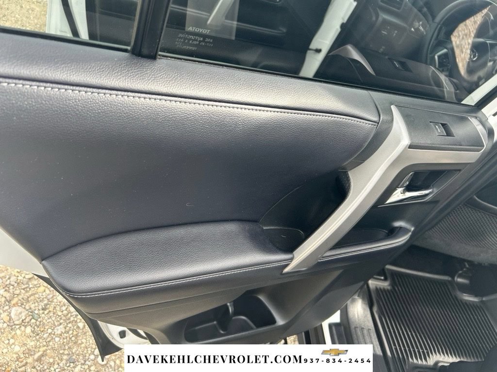 Used 2018 Toyota 4Runner SR5 Premium AWD/4WD image 15