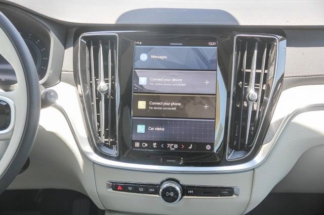 New 2025 Volvo V60 B5 Cross Country Ultra w/ Protection Package Premier image 14