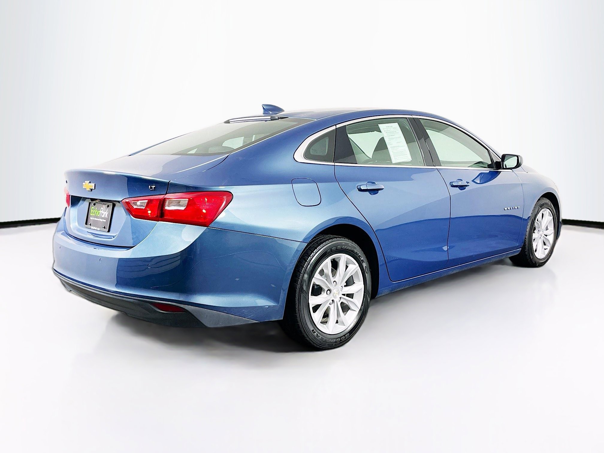 Used 2024 Chevrolet Malibu LT image 9