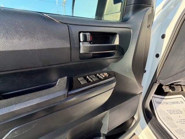 Used 2016 Toyota Tundra SR w/ Tow Package image 15