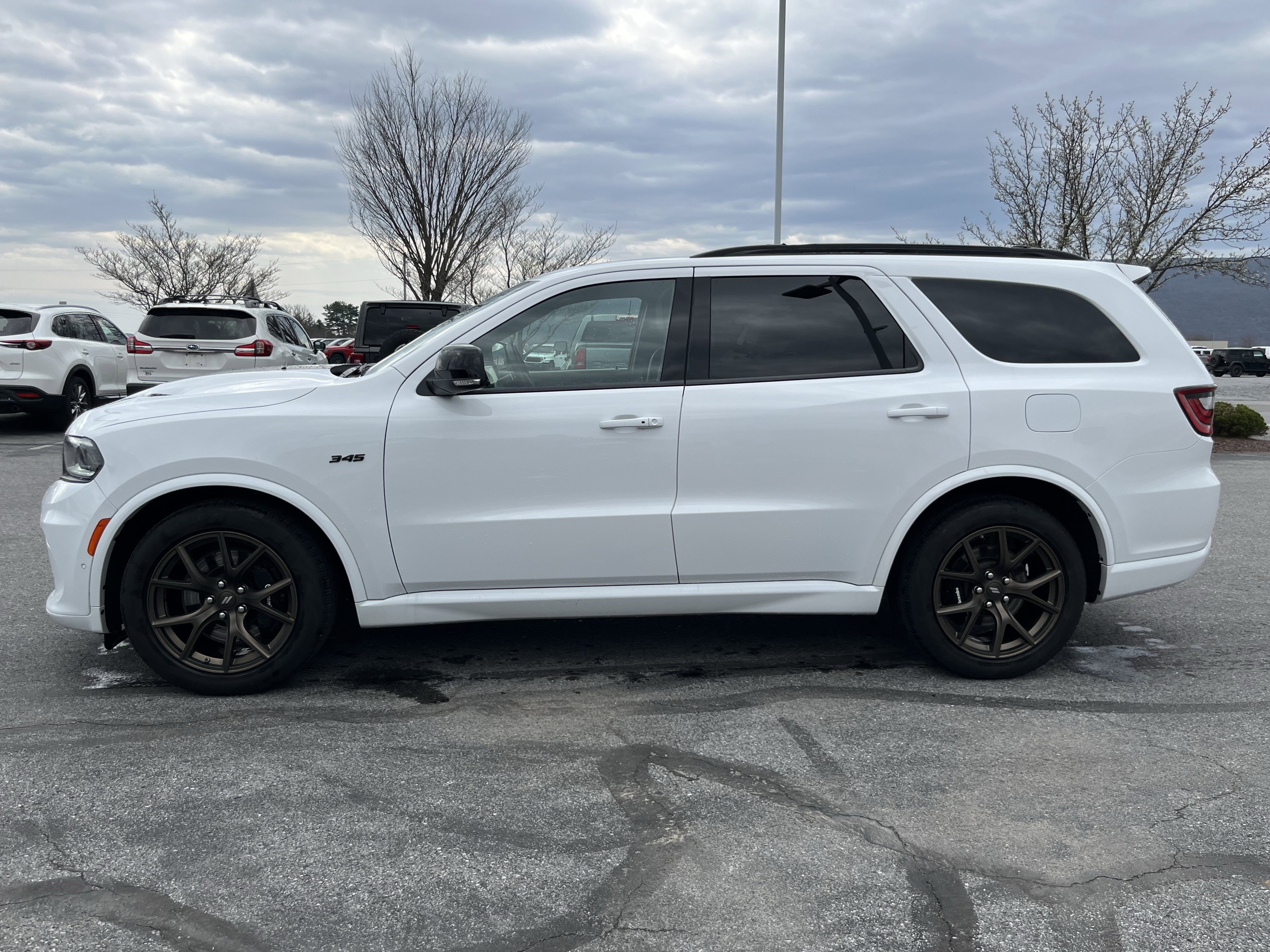 Used 2025 Dodge Durango R/T AWD/4WD image 11