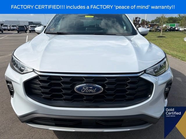 Used 2025 Ford Escape ST-Line Select AWD/4WD image 4