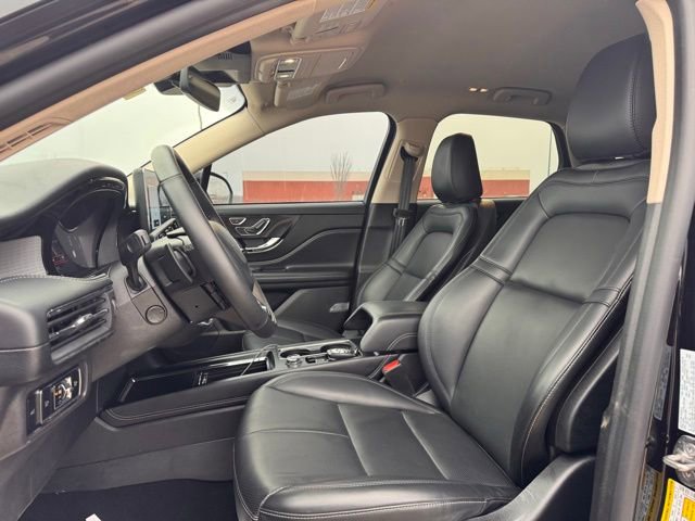 Used 2024 Lincoln Corsair Premiere w/ Equipment Group 101A image 6