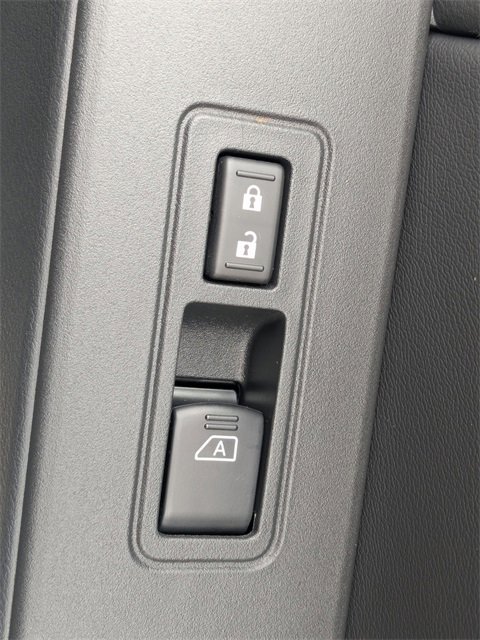 New 2026 Nissan Frontier SV image 32