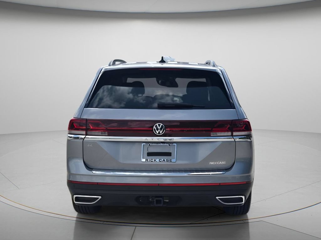 Certified 2026 Volkswagen Atlas SE FWD image 5
