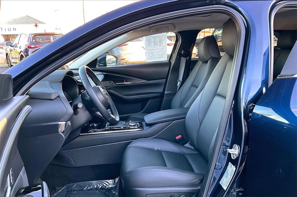 Certified 2025 MAZDA CX-30 AWD 2.5 S w/ Preferred Package image 14