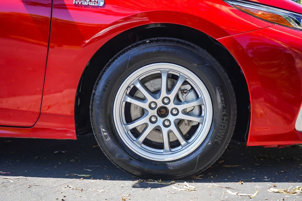 Used 2020 Toyota Prius Prime XLE FWD image 9