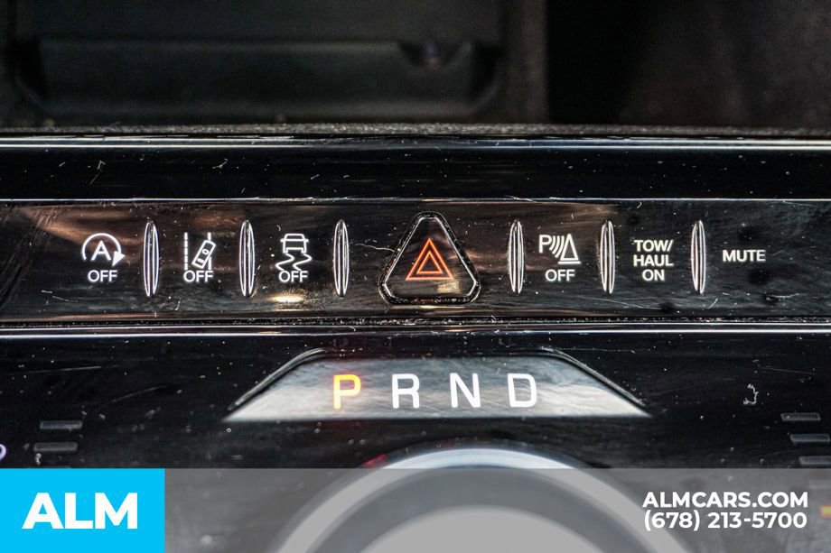 Used 2023 Jeep Wagoneer Series III w/ Preferred Equipment Group image 47