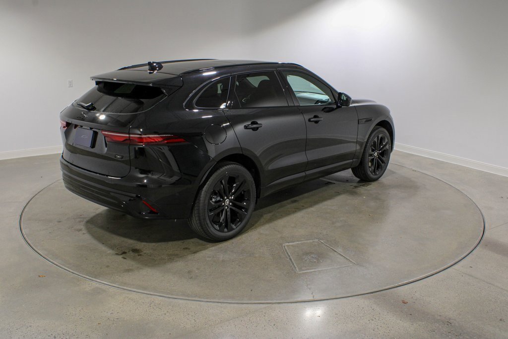 New 2026 Jaguar F-PACE R-Dynamic S image 5