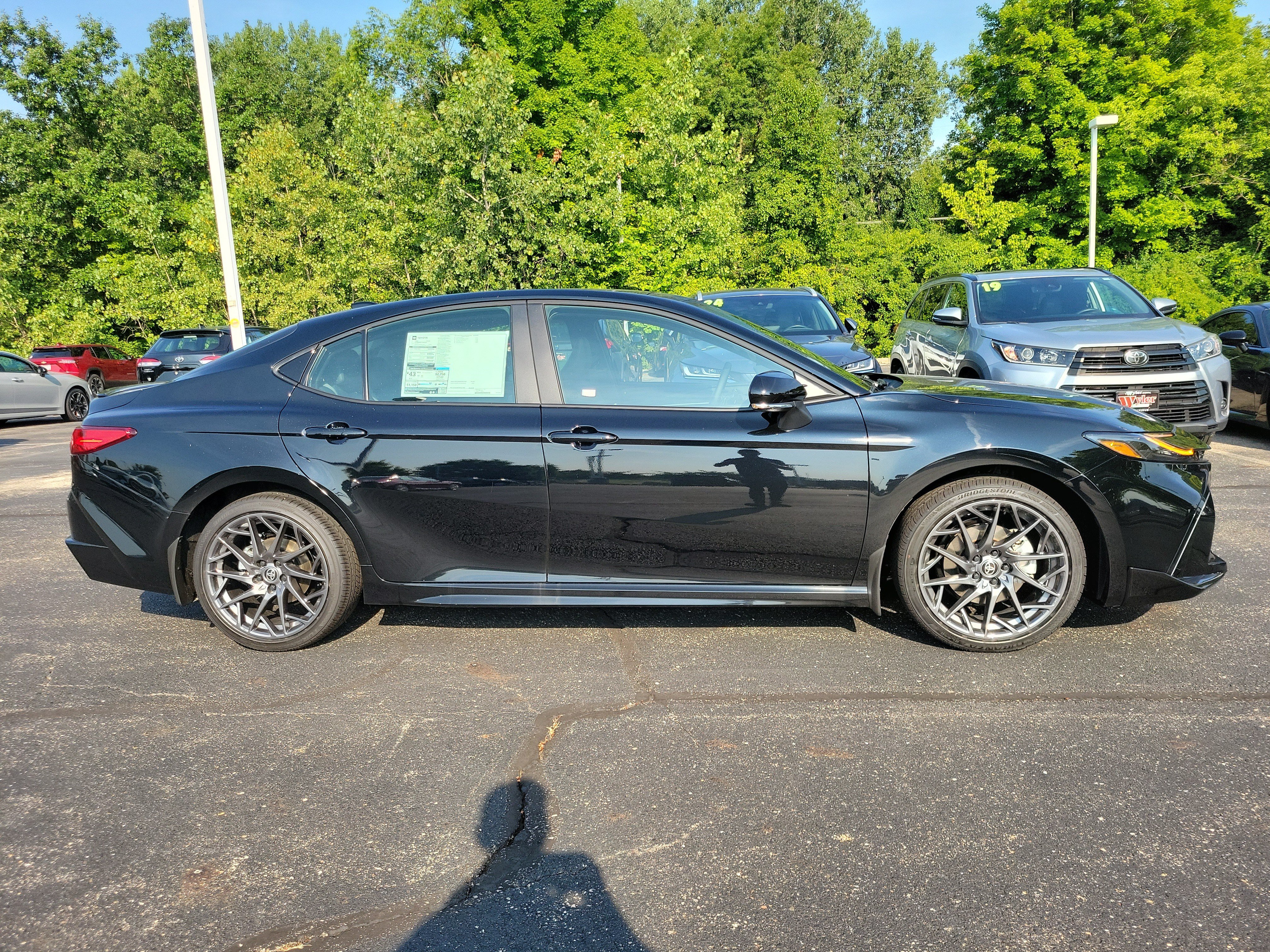New 2026 Toyota Camry XSE AWD/4WD image 3