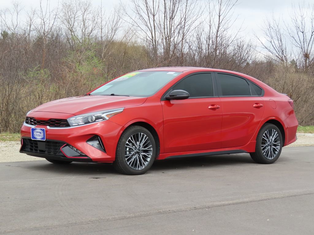 Certified 2024 Kia Forte GT-Line image 17