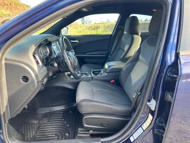 Used 2015 Dodge Charger SE w/ Popular Equipment Group image 16