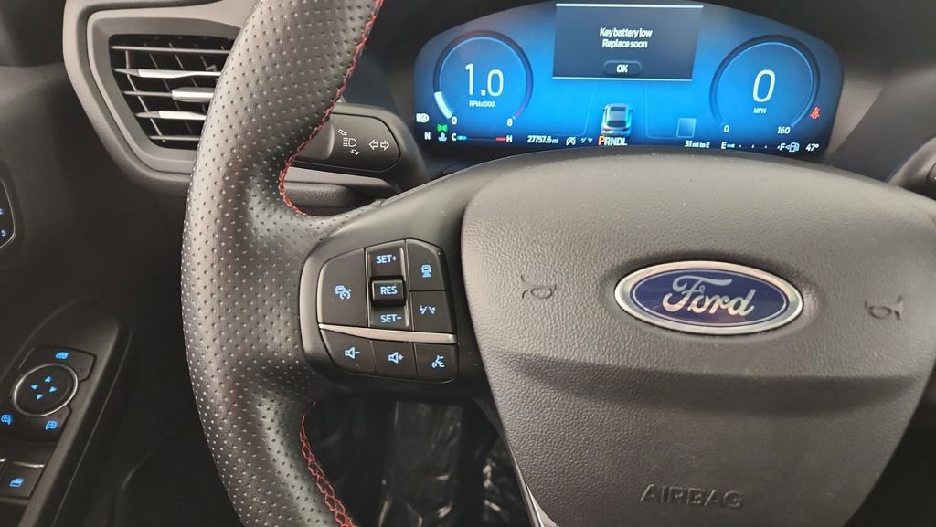 Certified 2023 Ford Escape ST-Line Select w/ Tech Pack #2 image 21