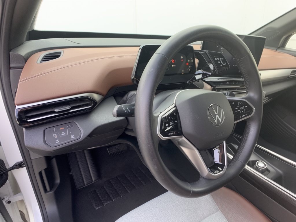 Certified 2023 Volkswagen ID.4 2WD image 3