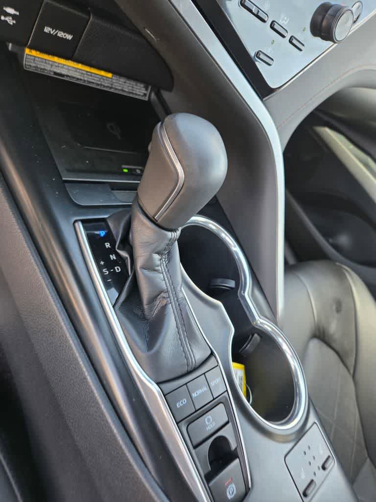Used 2019 Toyota Camry XLE w/ Carpet Mat Package FWD image 13